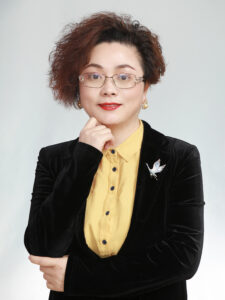 Joan Zhou